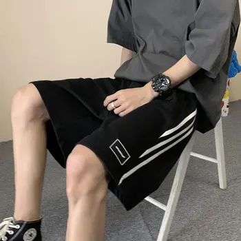 Hong Kong Estilo de Shorts Ocasionais dos Homens Verão Impresso Costura Calças Esportivas a Marca de Moda Solta Distribuído Toda a Correspondência Par de Shorts